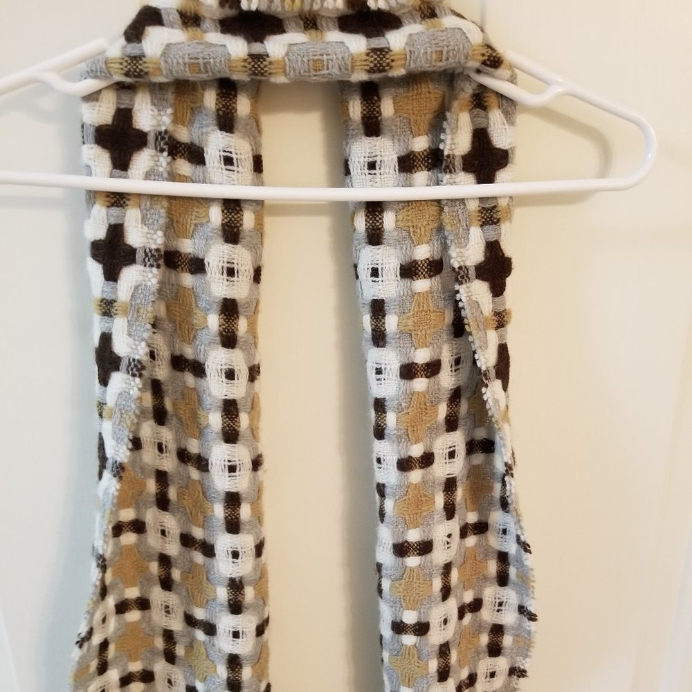 Scarf - Picture 2 of 5